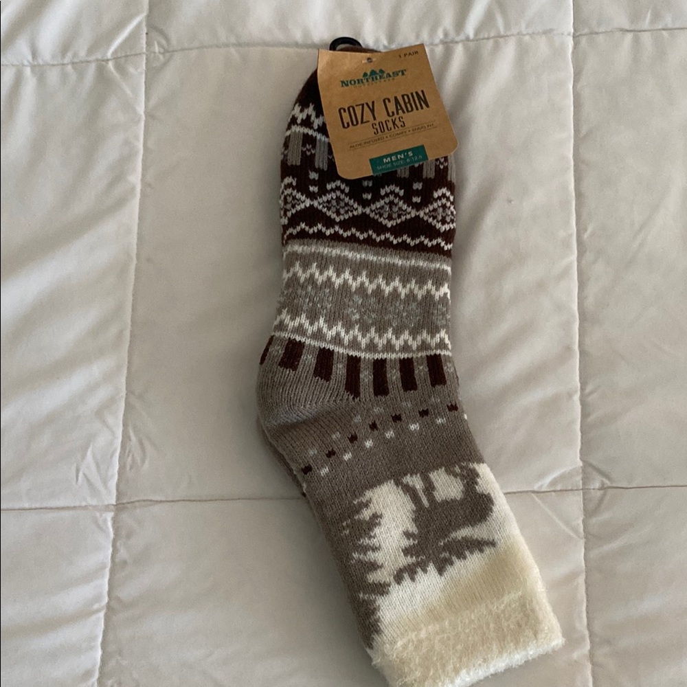 NWT! Northcrest Cozy Cabin Socks - Brown and Cream